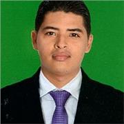 Lic. en sociales y abogado